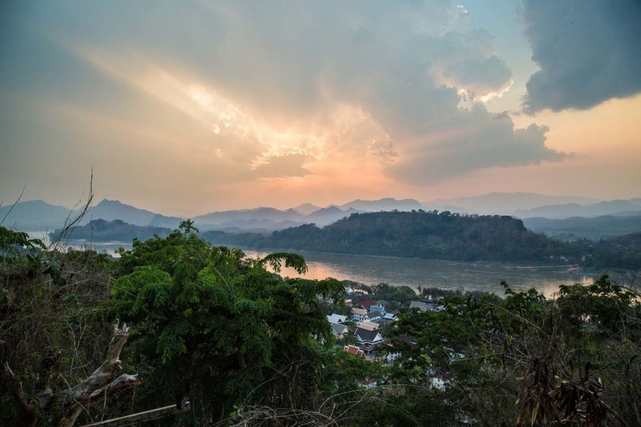 Coucher de soleil sur Luang Prabang, Vietnam