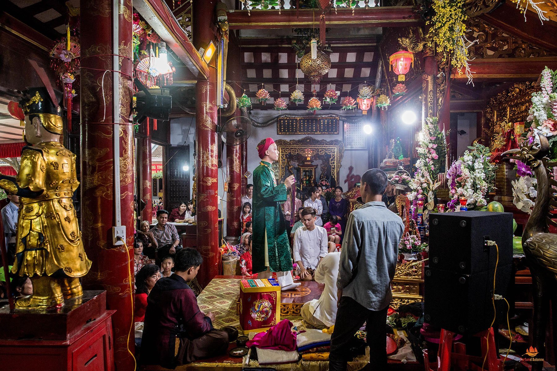 Préparation d'une cérémonie de Ba Dong, Festival Phu Day, Nam Dinh, Vietnam