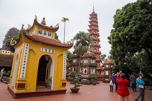 La pagode Tran Quoc à Hanoi, Vietnam