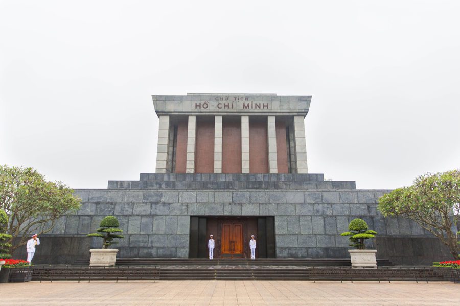 Mausolée d'Ho Chi Minh sur la place Ba Dinh, Hanoi, Vietnam