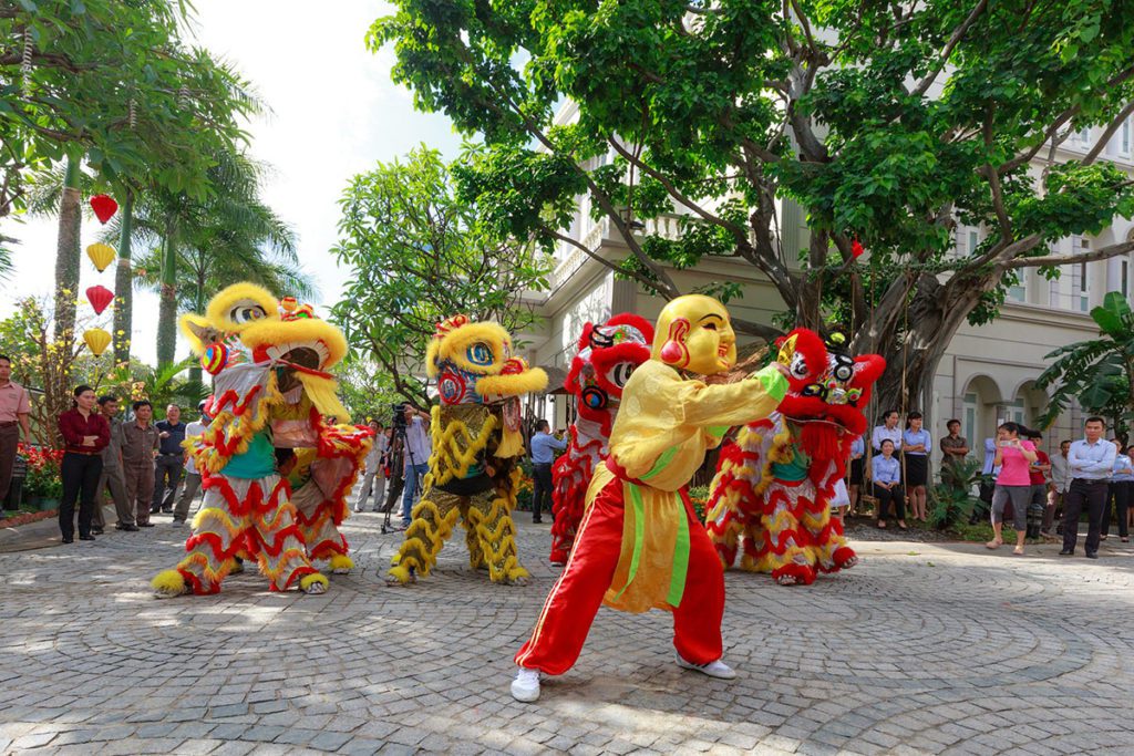 Festivités pendant à la mi automne au Vietnam