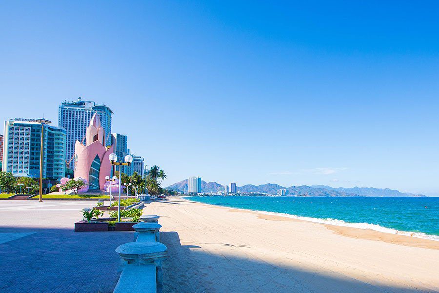 Plage de Nha Trang au petit matin, Vietnam