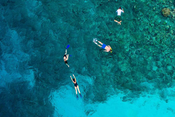 Touristes en train de faire du snorkeling, Phu Quoc