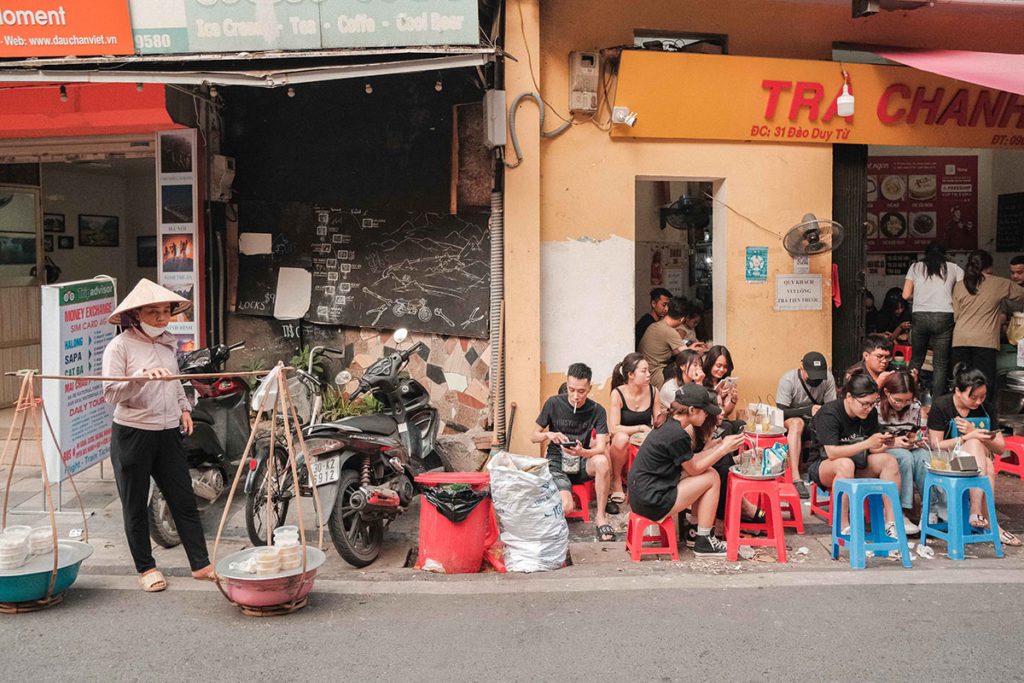 Petit café dans le Vieux Quartier de Hanoi