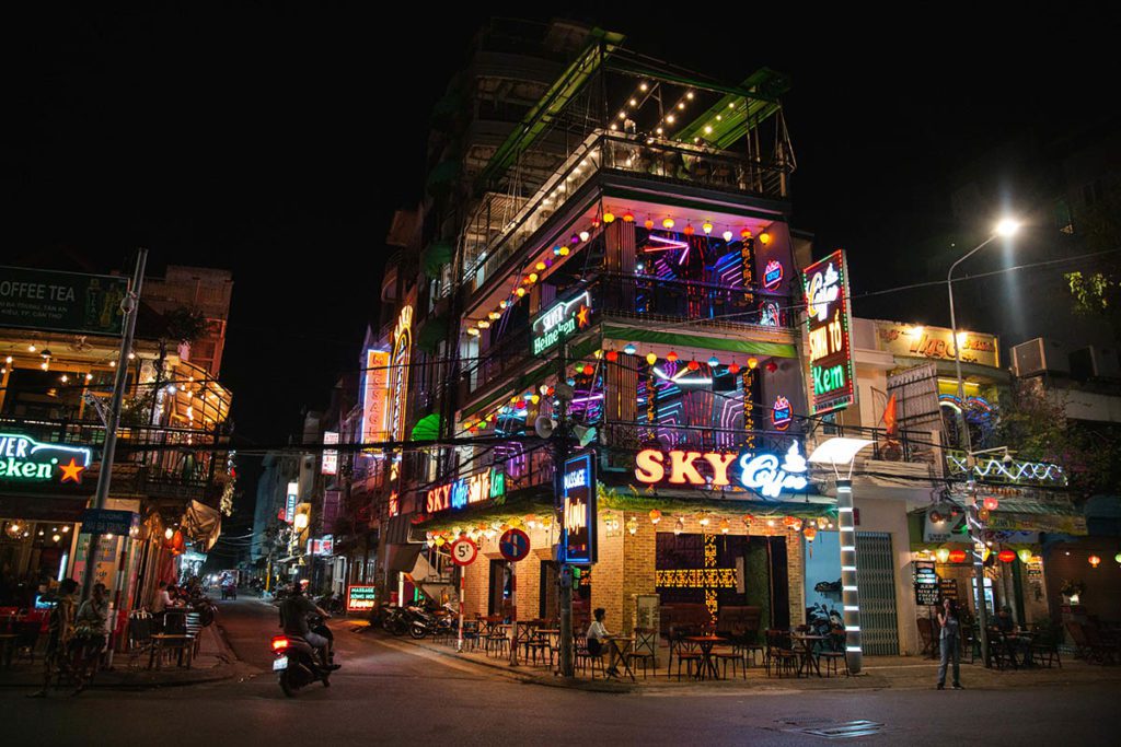 Le quartier animé de Ninh Kieu