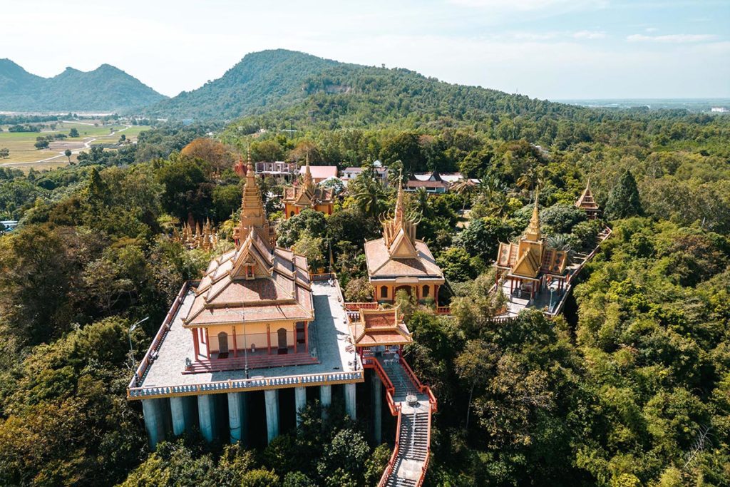 Vue aérienne de la pagode Ta Pa