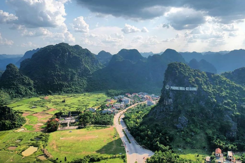 Phong Nha Ke Bang vue du ciel