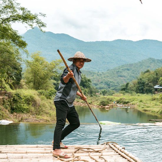 Balade en sampan sur la rivière Ma, Pu Luong