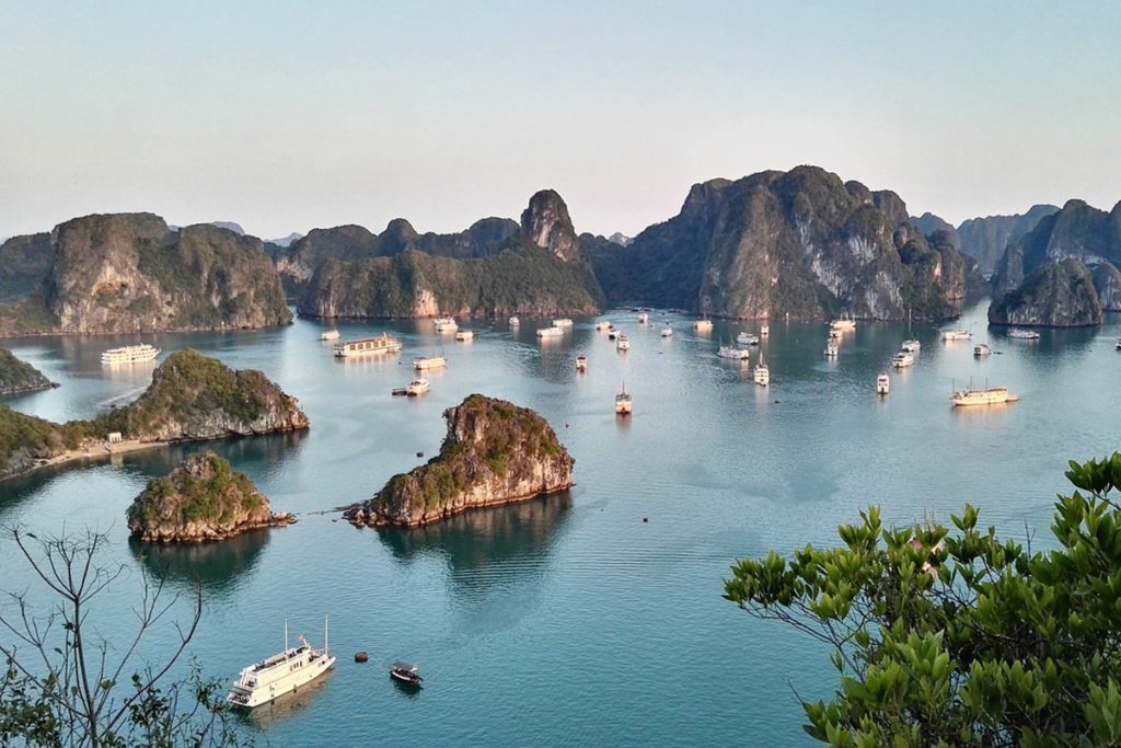 Paysage de la baie d'Halong, Vietnam