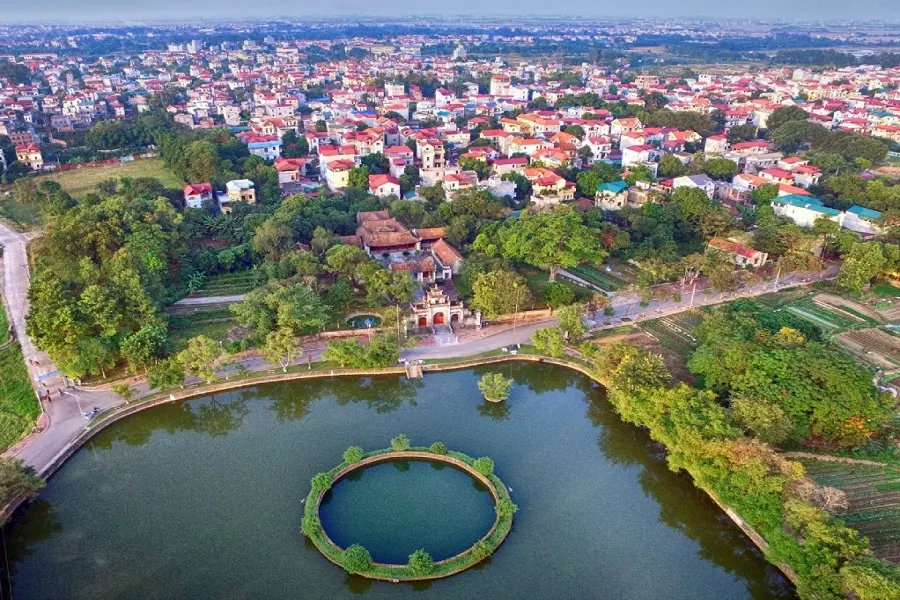 Une vue aérienne de la citadelle de Co Loa