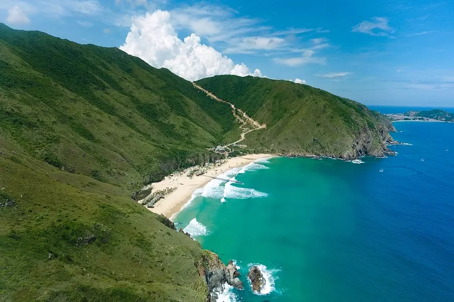 La côte spectaculaire de Quy Nhon