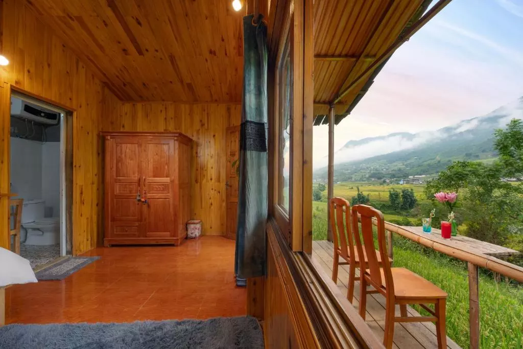 Les chambres avec balcon de Sapa Farmer house